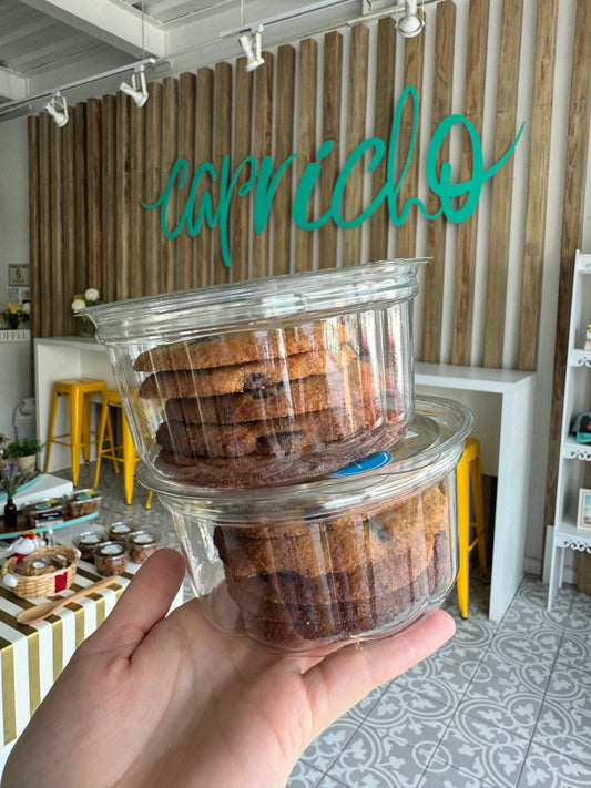 Keto Chocolate Chip Cookies