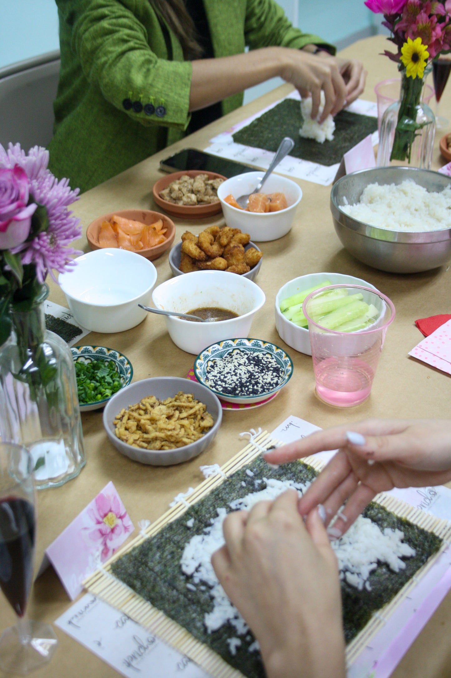 Clase Sushi o Poke + Mini Cake sin Bebidas