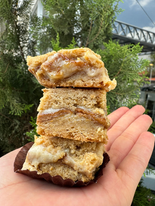 Blondies de Lotus con Leche Condensada