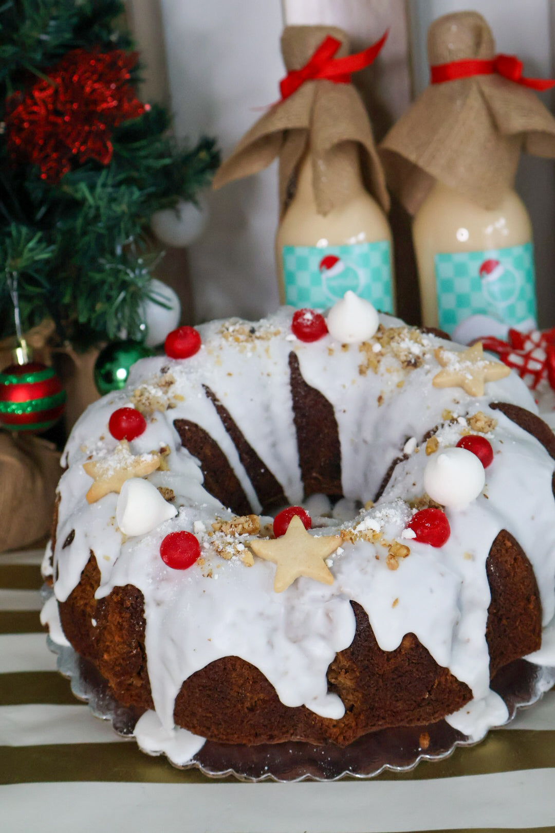 Fruit Cake Aro 9”